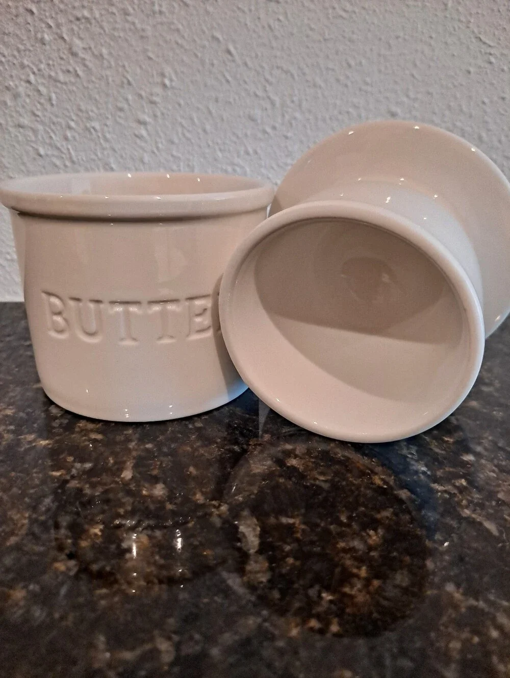 Priority Cheff Ceramic Butter Crock - White French Dish Countertop